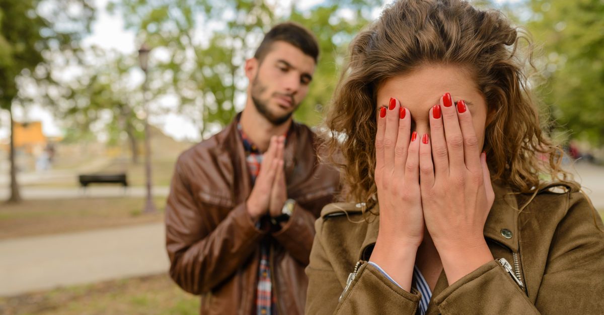 découvrez l'importance des excuses sincères et comment présenter une apology efficace pour réparer les relations.