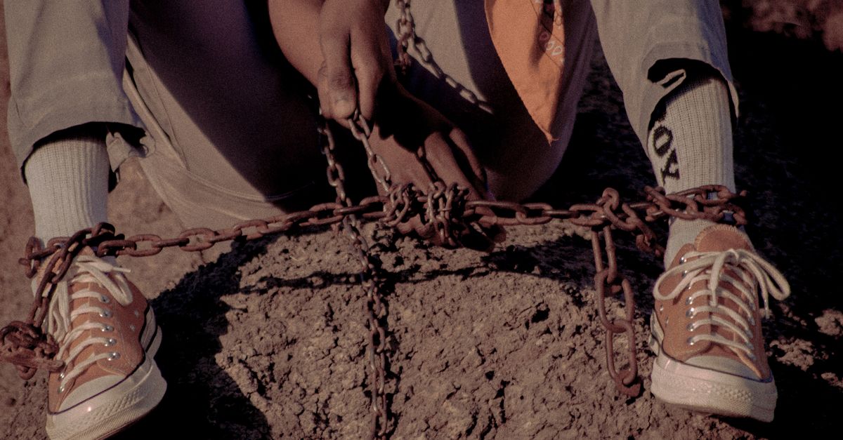 découvrez les défis et les combats personnels que chacun peut rencontrer dans la vie quotidienne. explorez comment surmonter les obstacles avec courage et détermination.