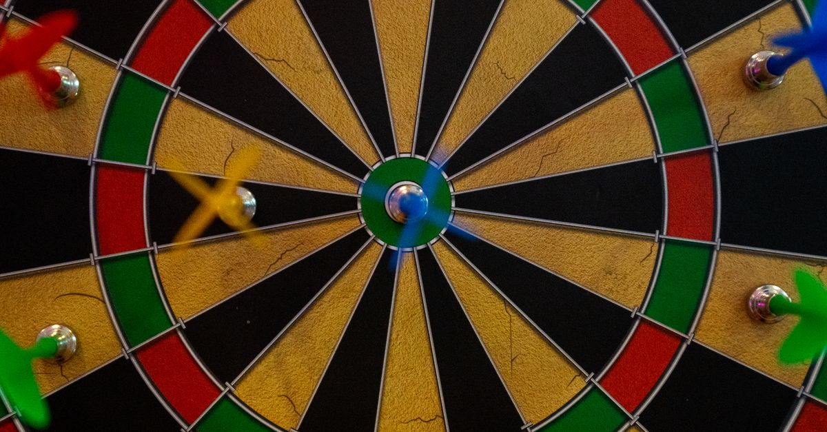 découvrez tout sur le jeu de fléchettes : règles, techniques, conseils et matériel pour devenir un expert du darts.