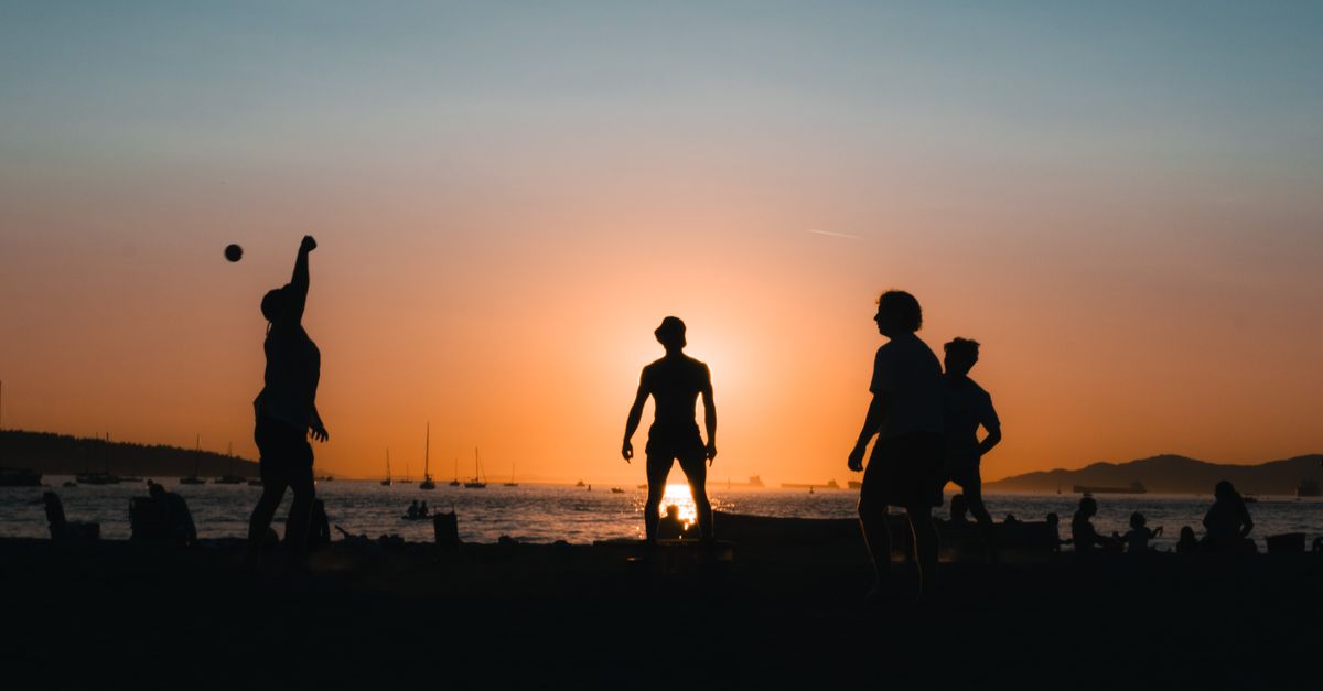 découvrez tout sur la pétanque : règles, histoire, astuces et lieux pour pratiquer ce jeu traditionnel français en plein air.