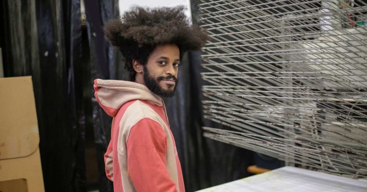 découvrez thibault tricole, joueur professionnel passionné de fléchettes, reconnu pour son talent et ses performances impressionnantes sur la scène internationale.