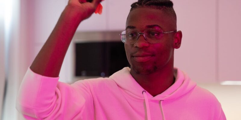 Championnat du Monde de Fléchettes : Damon Heta enflamme les spectateurs avec une performance parfaite et remporte 72 000 euros