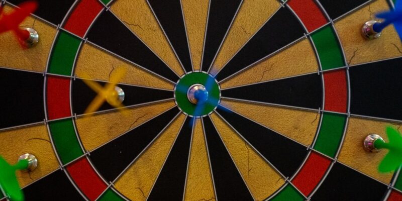 Le retour triomphal des fléchettes au Festival Interceltique de Lor avec l’Interceltic Darts Event